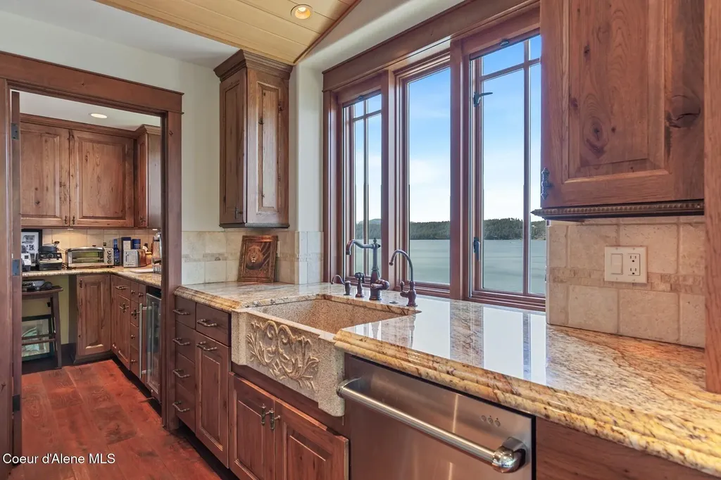 865 E Pine Ridge Drive Harrison ID 83833