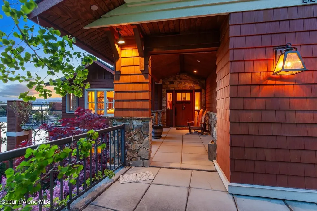 865 E Pine Ridge Drive Harrison ID 83833