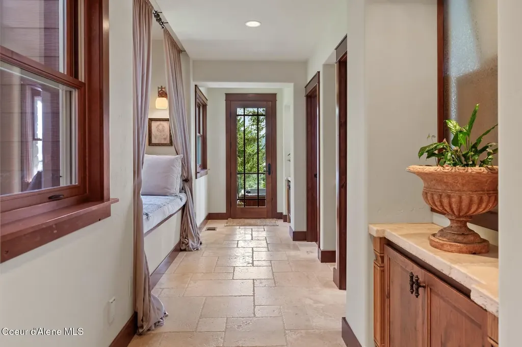 865 E Pine Ridge Drive Harrison ID 83833