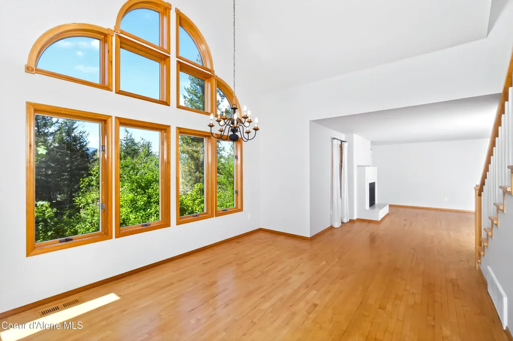 88 Cedarwood Lane Sagle ID 83860