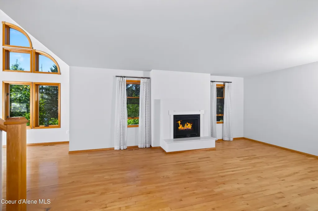 88 Cedarwood Lane Sagle ID 83860