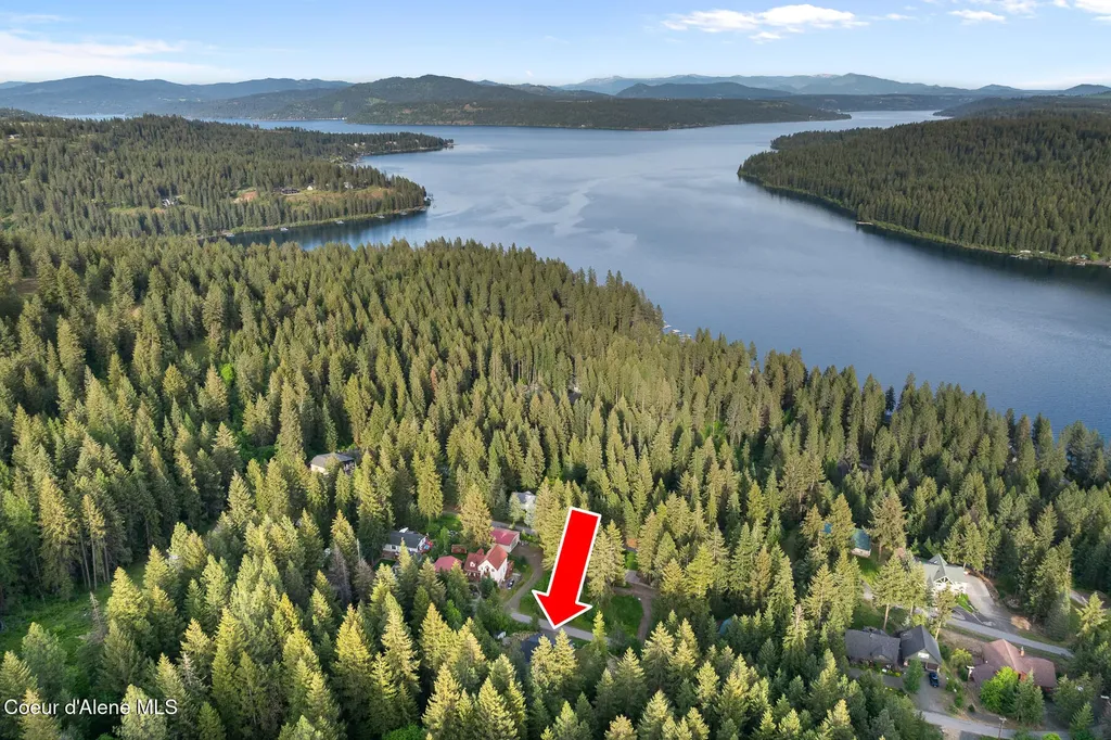 21714 S Lakeview Drive Worley ID 83876