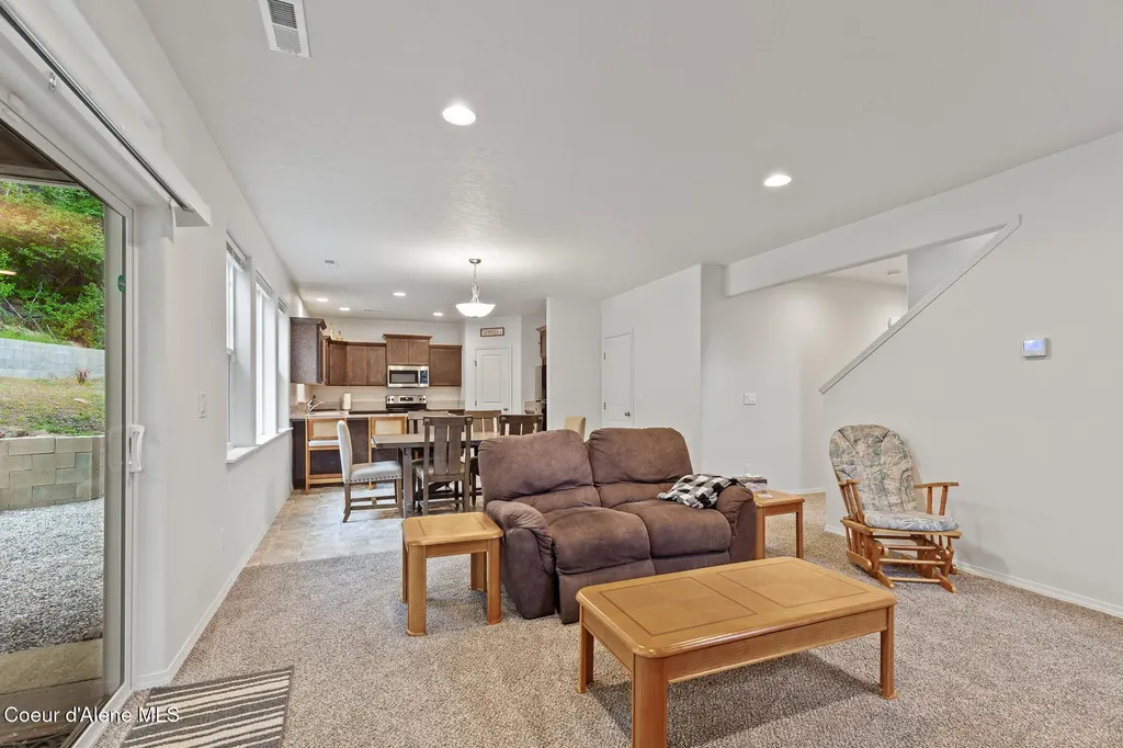 21714 S Lakeview Drive Worley ID 83876