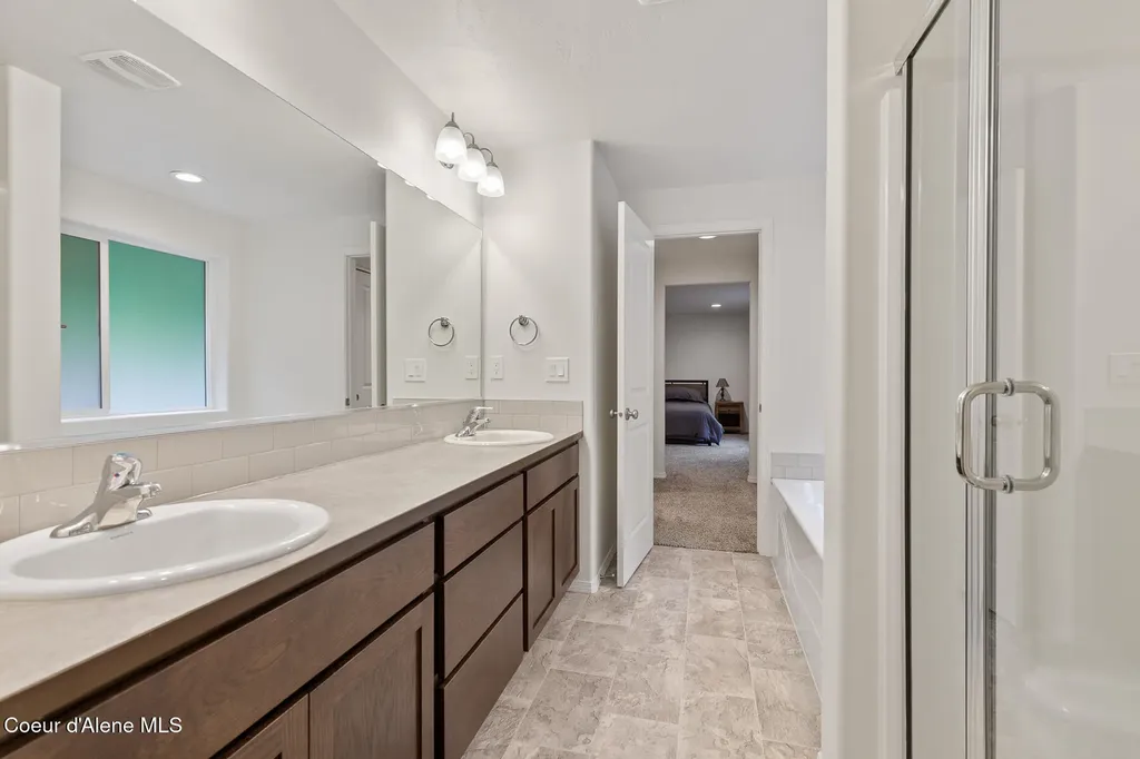 21714 S Lakeview Drive Worley ID 83876