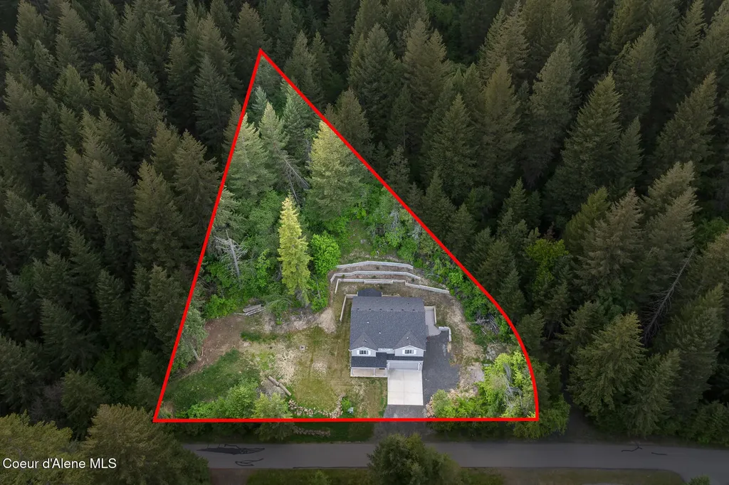 21714 S Lakeview Drive Worley ID 83876
