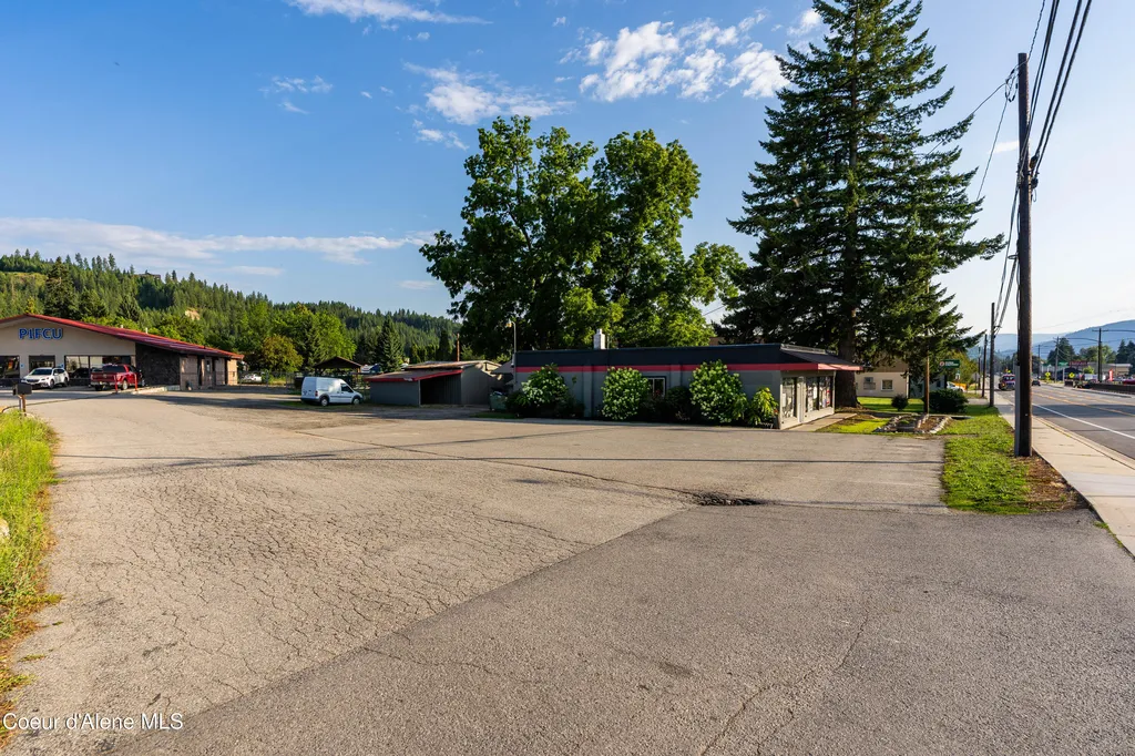6665 Main Street Bonners Ferry ID 83805