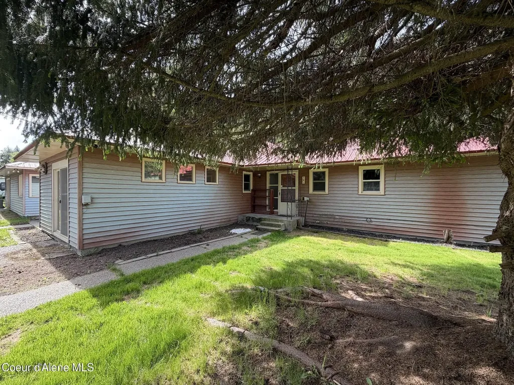 305 E Fir Avenue Osburn ID 83849