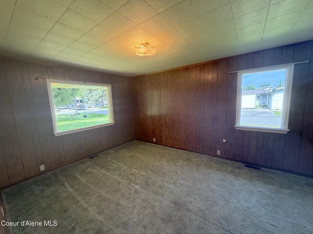 305 E Fir Avenue Osburn ID 83849