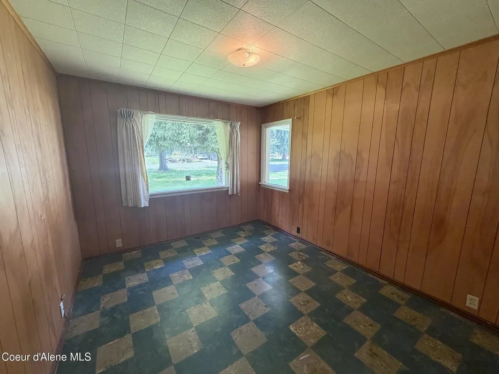 305 E Fir Avenue Osburn ID 83849