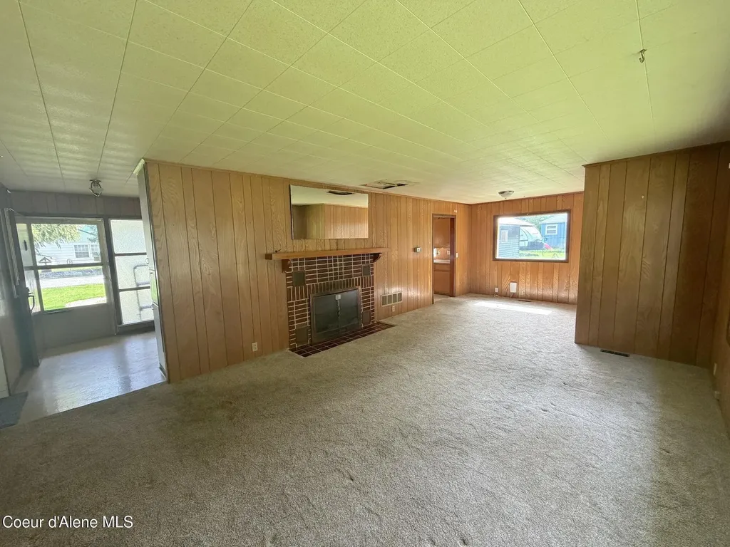 305 E Fir Avenue Osburn ID 83849