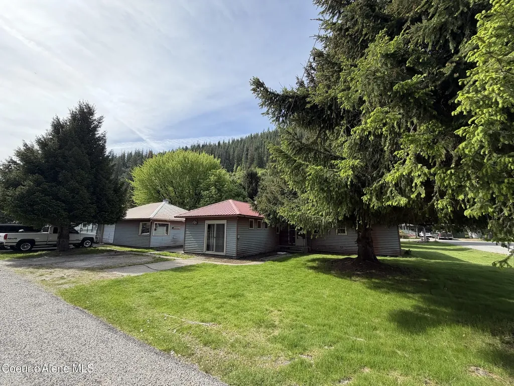 305 E Fir Avenue Osburn ID 83849
