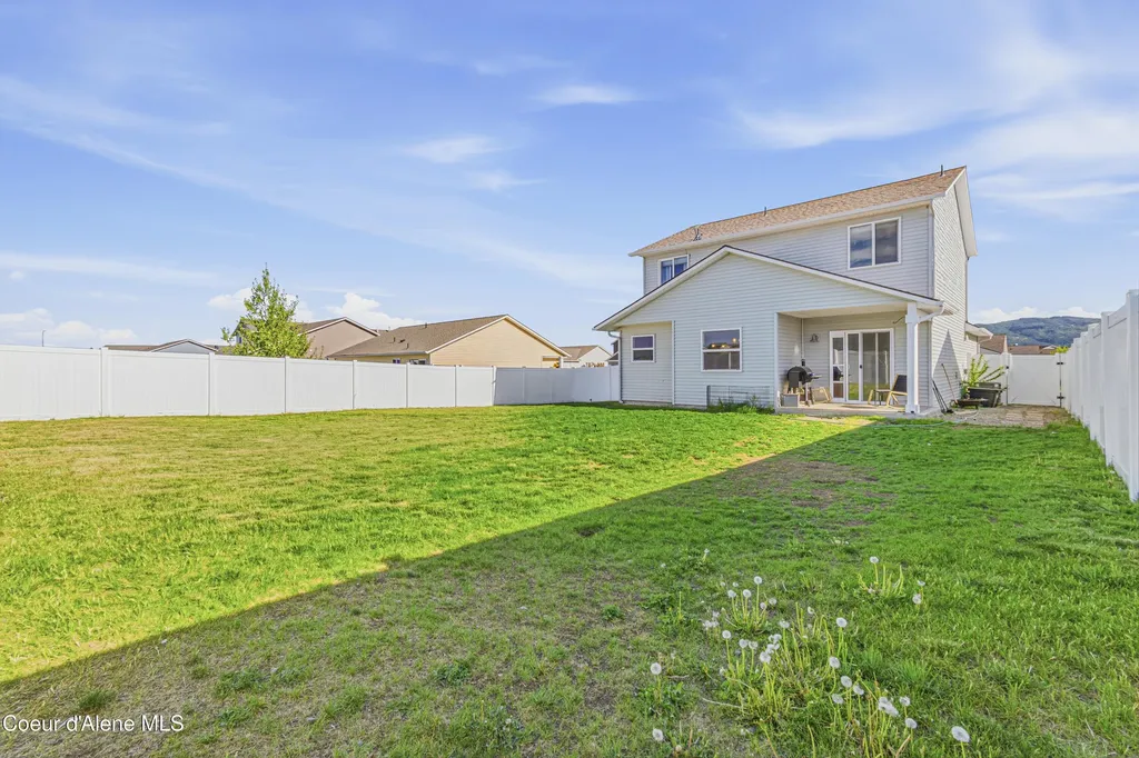 8973 N Scotsworth Street Post Falls ID 83854