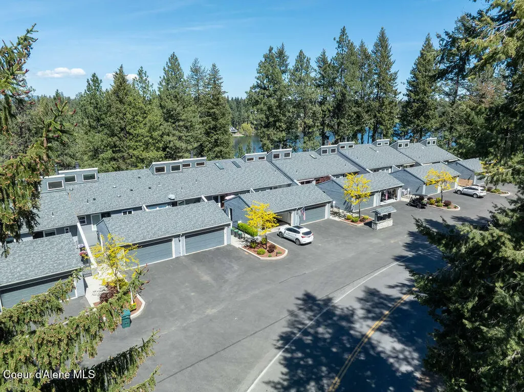10637 N Friar Drive Hayden ID 83835