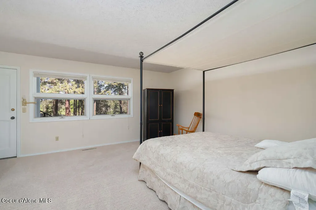 10637 N Friar Drive Hayden ID 83835