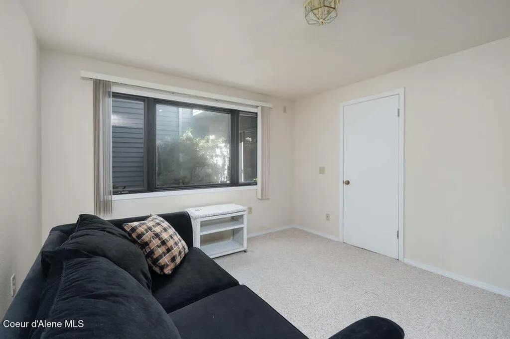 10637 N Friar Drive Hayden ID 83835