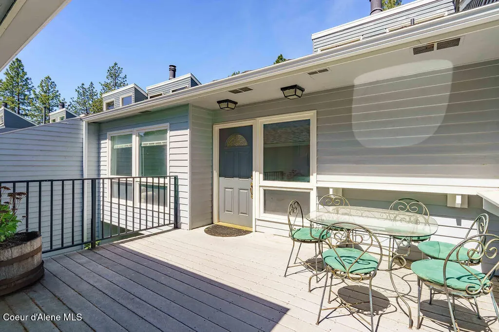 10637 N Friar Drive Hayden ID 83835