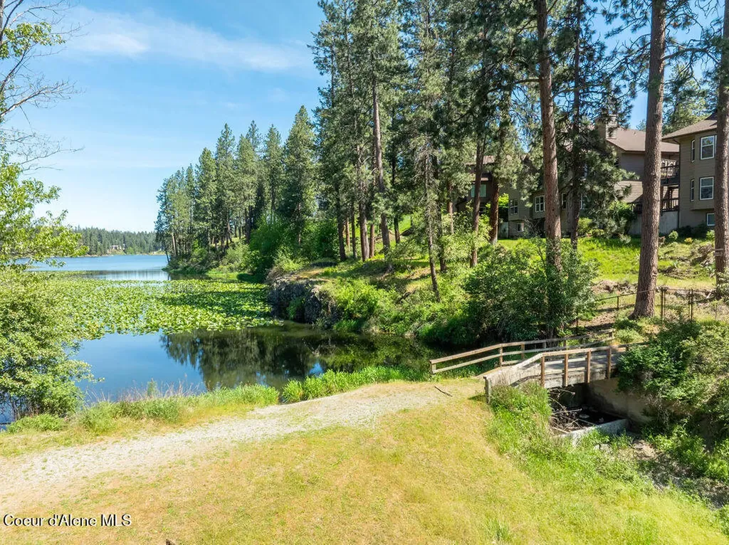 10637 N Friar Drive Hayden ID 83835