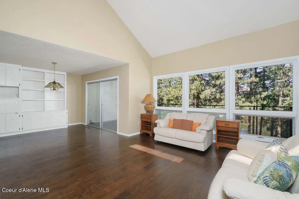 10637 N Friar Drive Hayden ID 83835