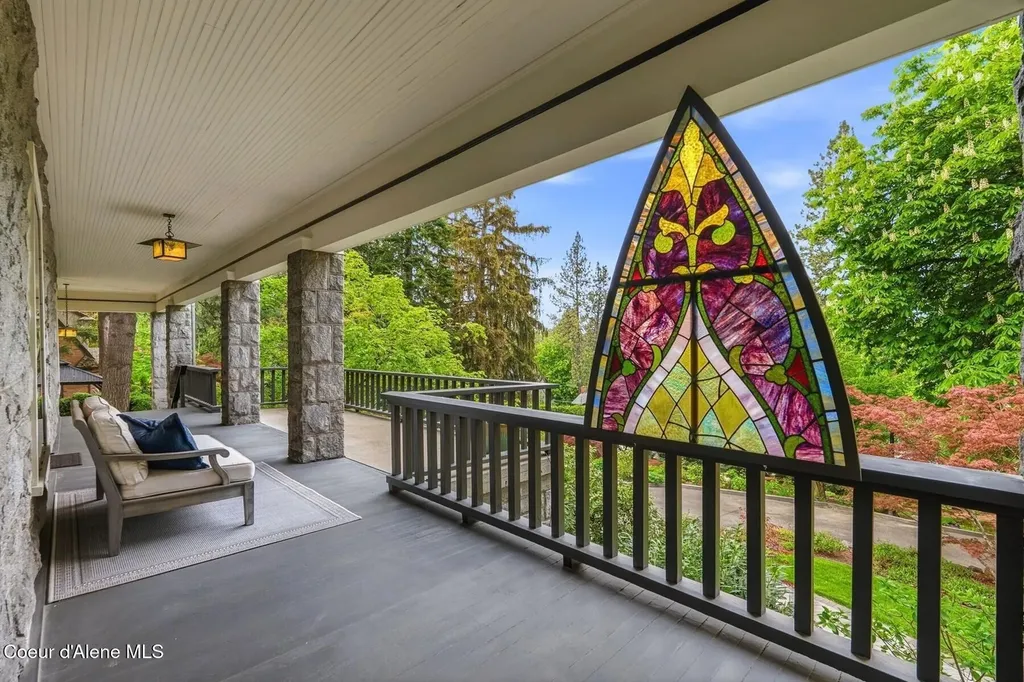 1122 E 20th Avenue Spokane WA 99203