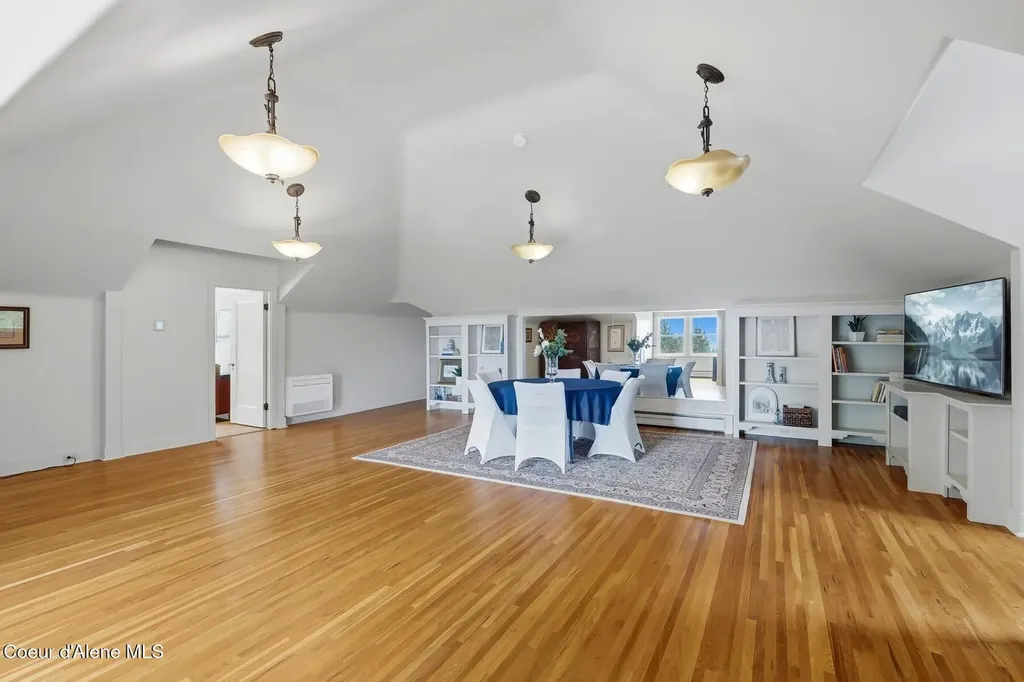 1122 E 20th Avenue Spokane WA 99203