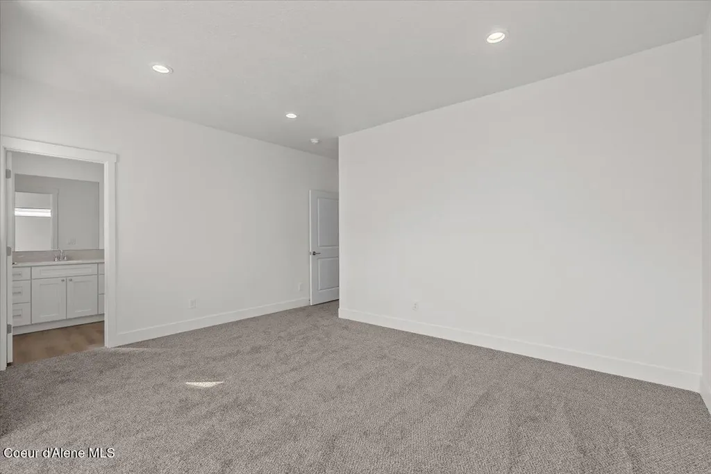603 N Galbraith Lp Post Falls ID 83854