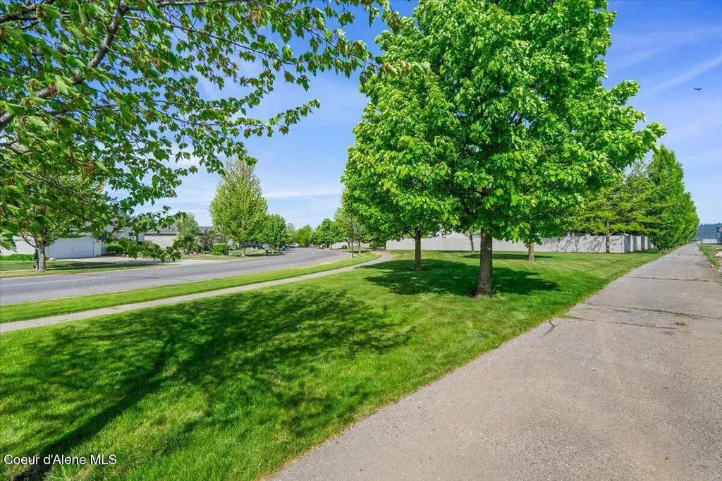 603 N Galbraith Lp Post Falls ID 83854