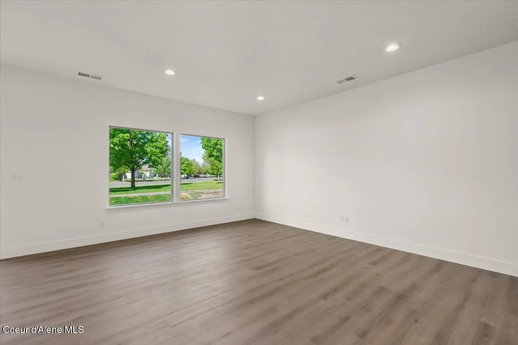 603 N Galbraith Lp Post Falls ID 83854