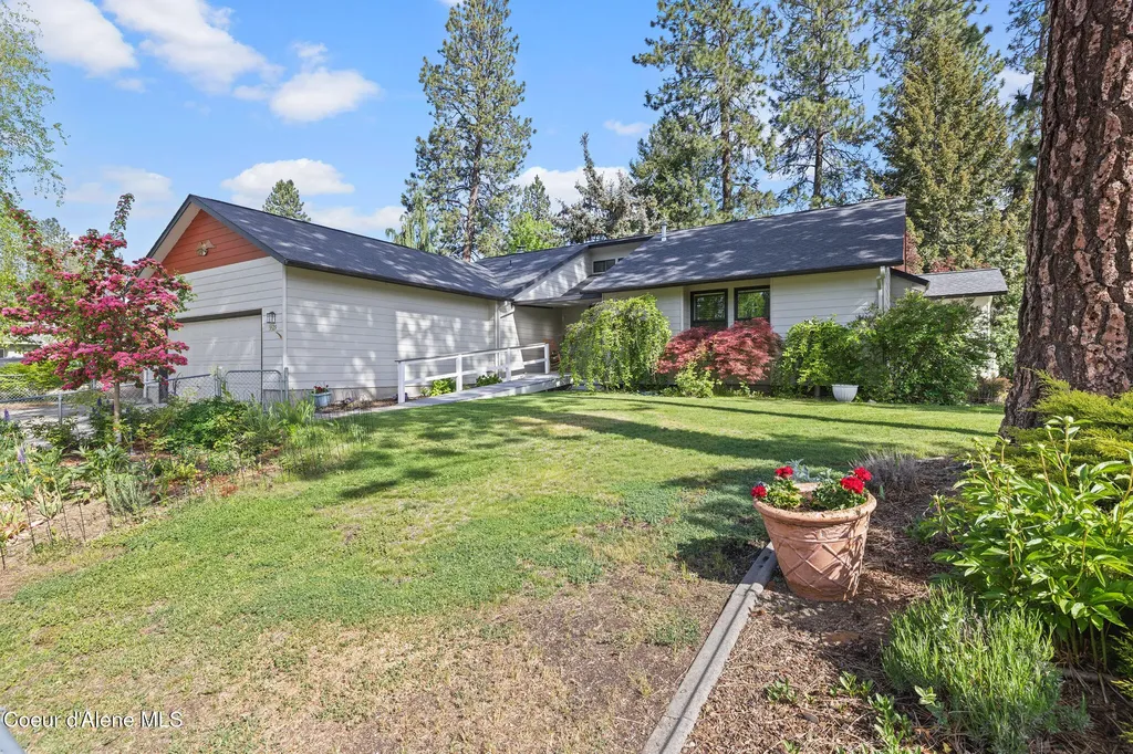 3529 E Mountain View Drive Post Falls ID 83854