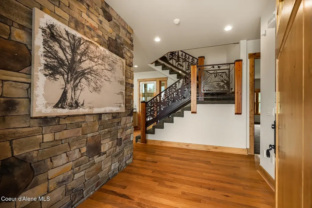 110 Wright Court Sandpoint ID 83864