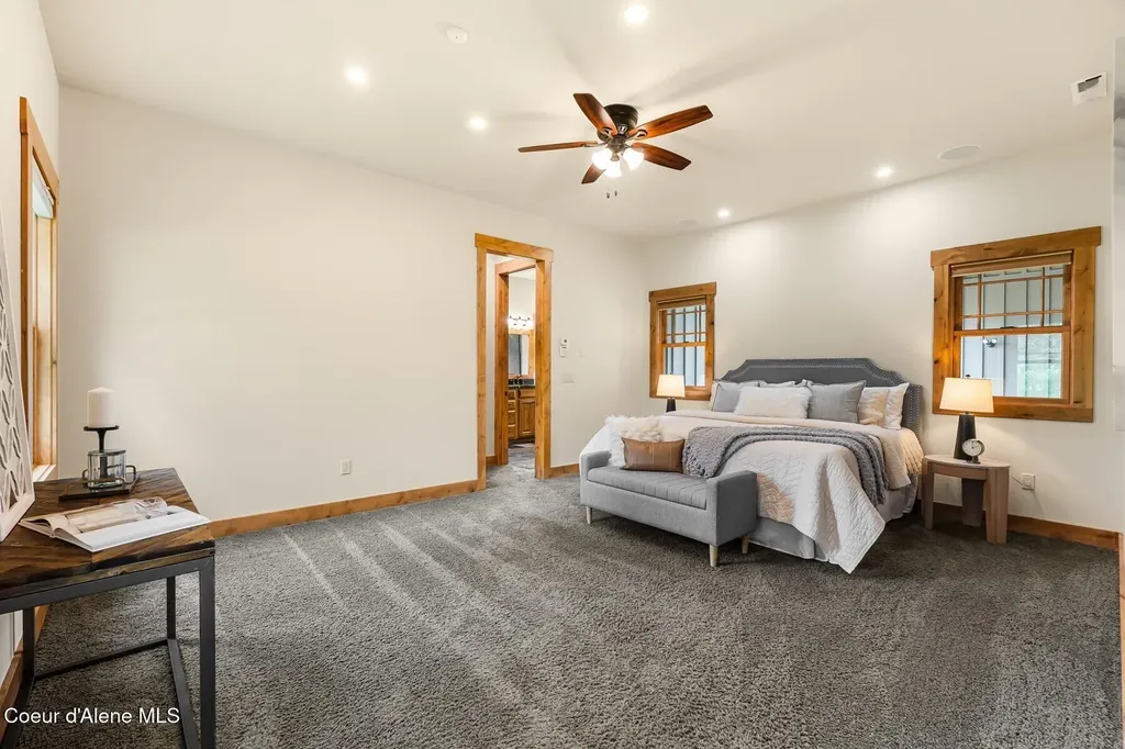 110 Wright Court Sandpoint ID 83864