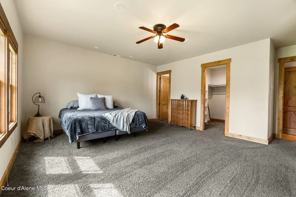 110 Wright Court Sandpoint ID 83864