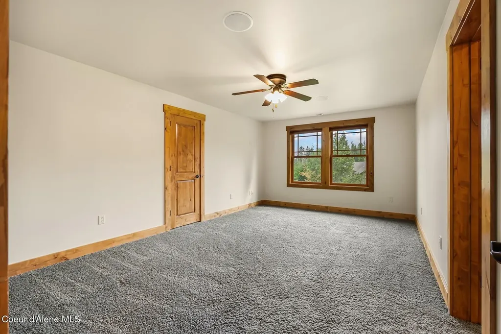 110 Wright Court Sandpoint ID 83864