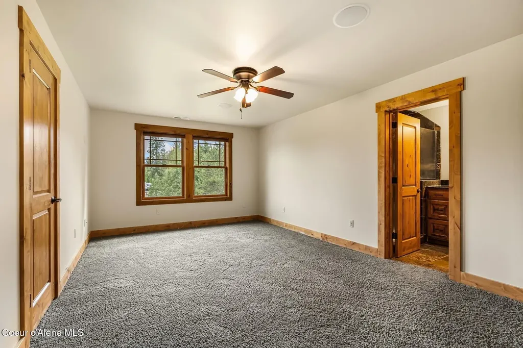 110 Wright Court Sandpoint ID 83864