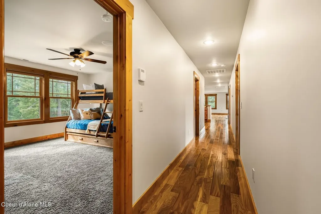 110 Wright Court Sandpoint ID 83864
