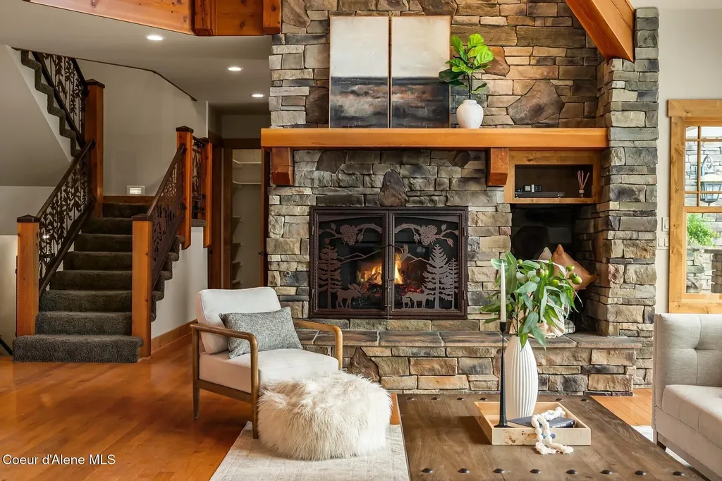 110 Wright Court Sandpoint ID 83864