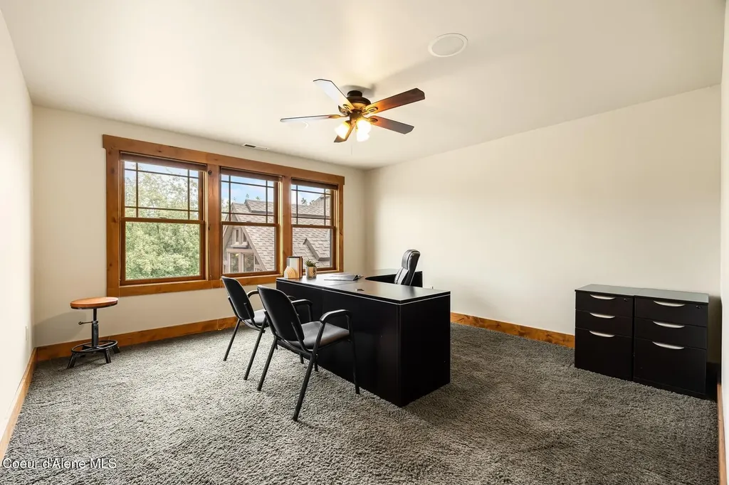 110 Wright Court Sandpoint ID 83864