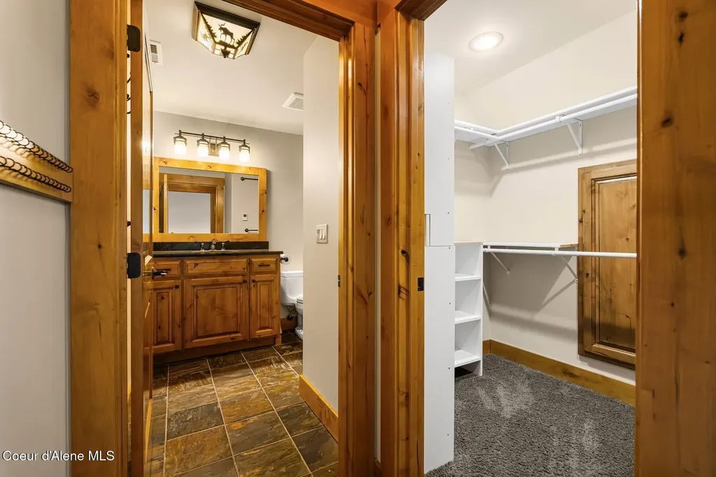 110 Wright Court Sandpoint ID 83864