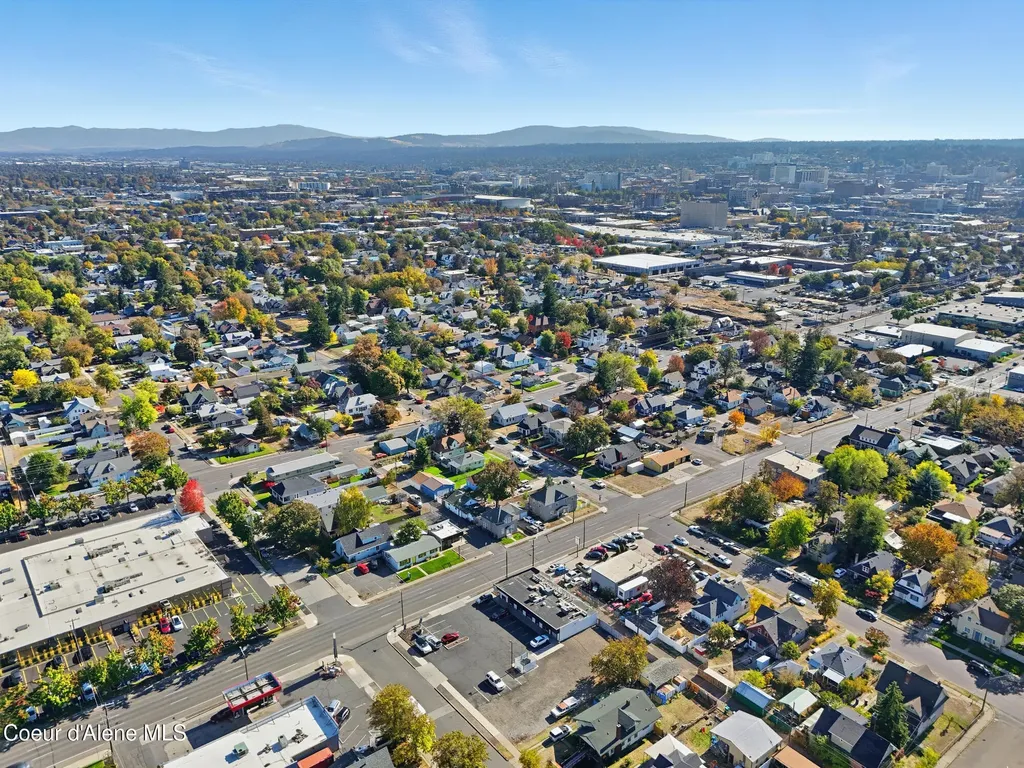 1704 N Ash Street Spokane WA 99205