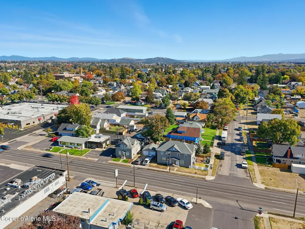 1704 N Ash Street Spokane WA 99205