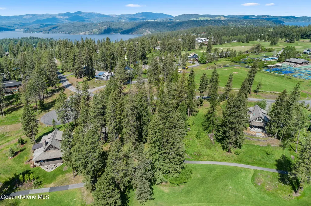6528 S Old Barn Road Harrison ID 83833