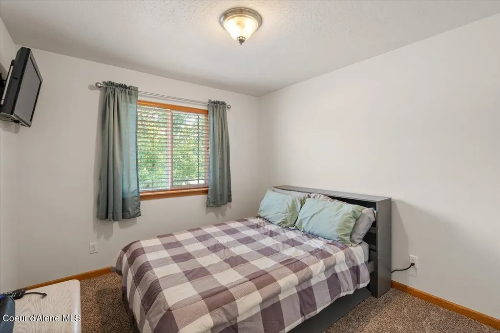32811 N 14th Avenue Spirit Lake ID 83869