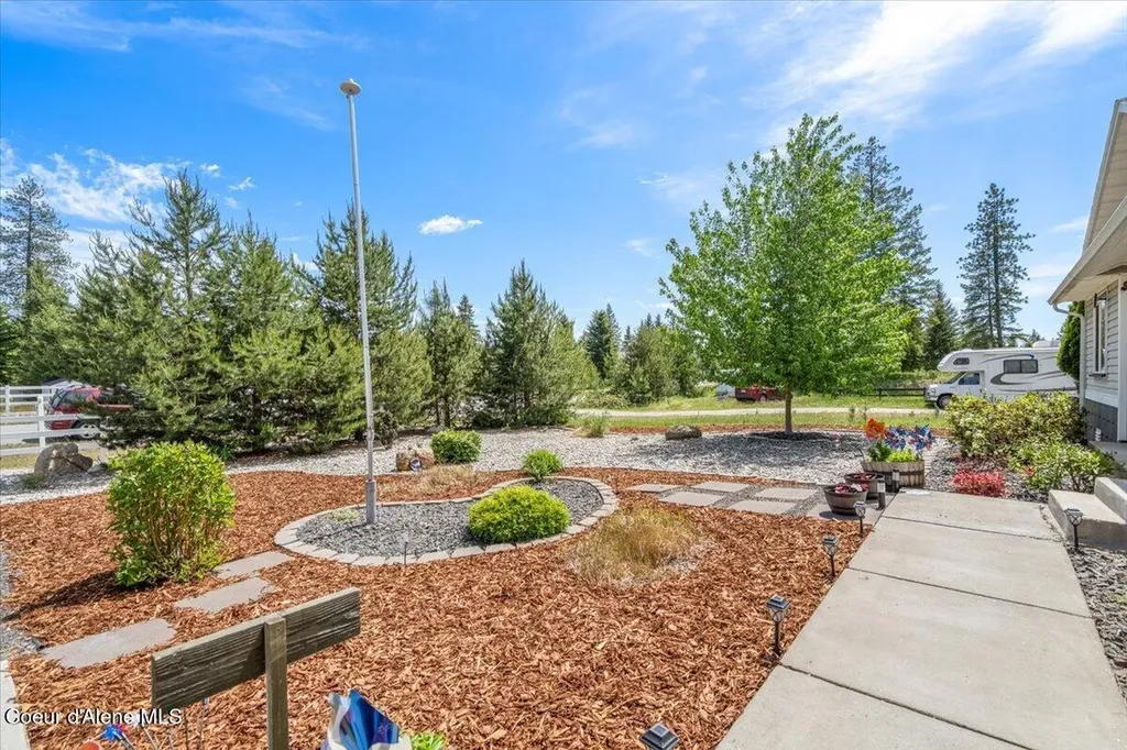 32811 N 14th Avenue Spirit Lake ID 83869