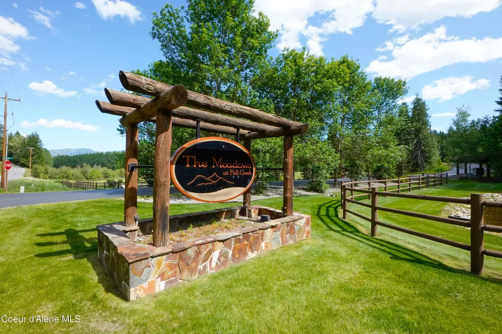 1599 Saddleback Drive Naples ID 83847
