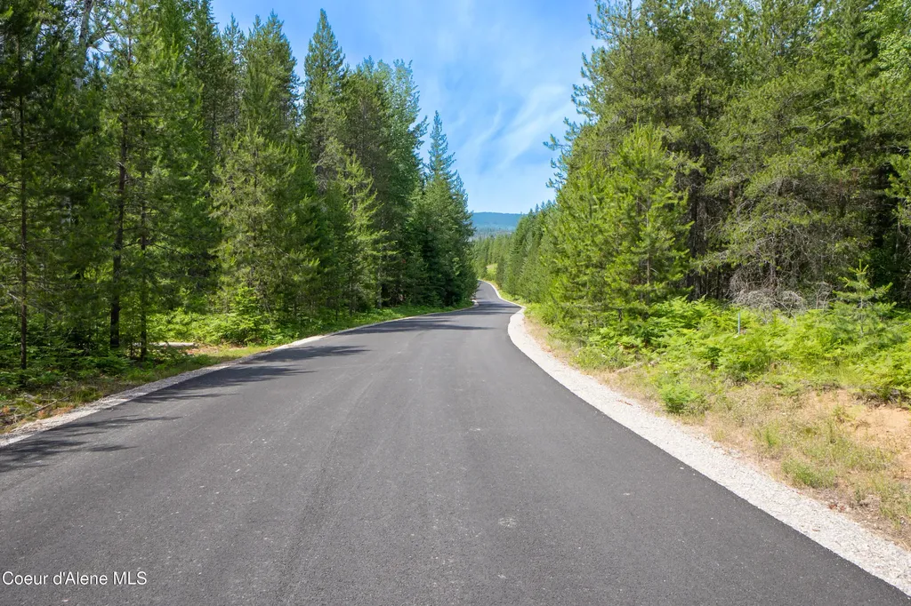 1599 Saddleback Drive Naples ID 83847