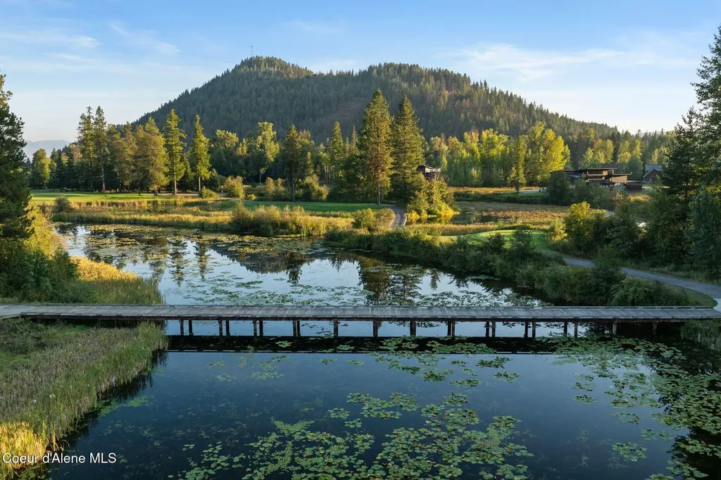 D11 White Cloud Drive Sandpoint ID 83864