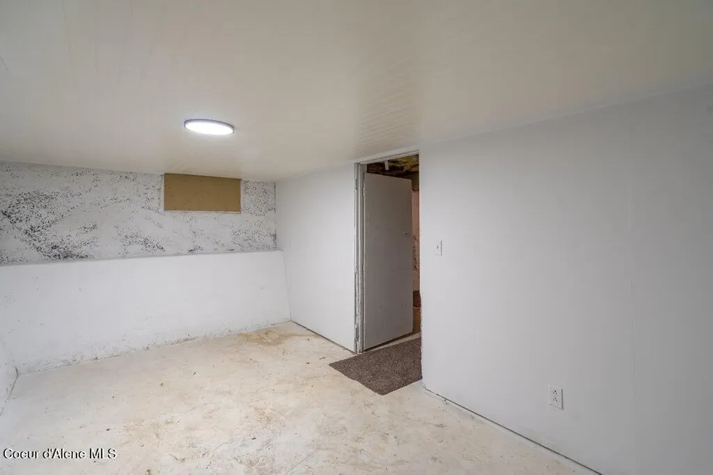 5 E Mill Avenue Kellogg ID 83837