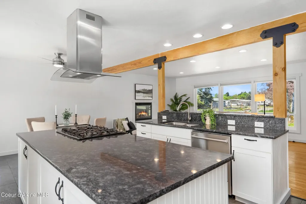 7040 N 15th Street Dalton Gardens ID 83815