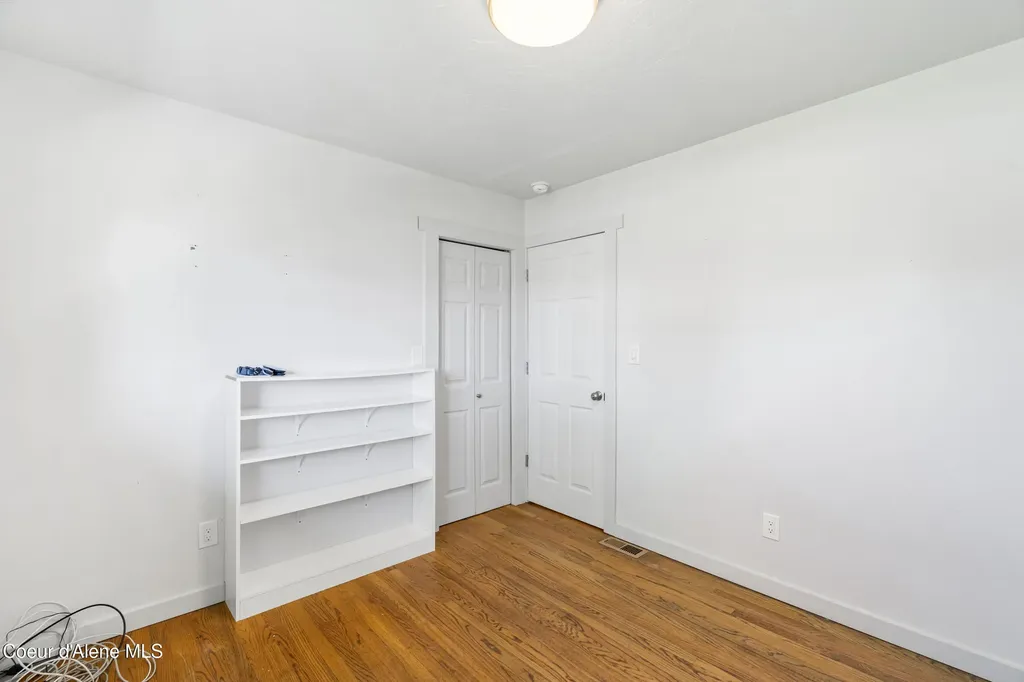 7040 N 15th Street Dalton Gardens ID 83815