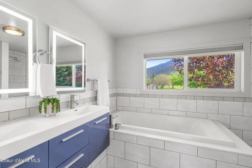 7040 N 15th Street Dalton Gardens ID 83815
