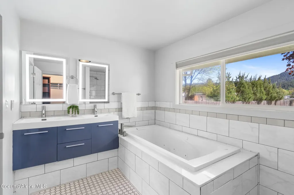 7040 N 15th Street Dalton Gardens ID 83815